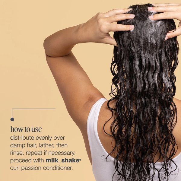 Шампунь для кучерявого волосся milk shake curl passion shampoo чіткі локони без пухнастості 300 мл 8032274104476 фото