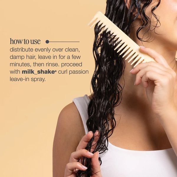 Кондиціонер для кучерявого волосся milk shake curl passion conditioner легке розчісування та пружність 300 мл 8032274104483 фото