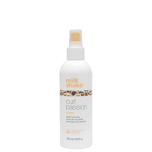 Спрей-праймер для кудрей milk shake Curl Passion Primer для увлажнения и лёгкого расчёсывания 200 мл 8032274179726 фото
