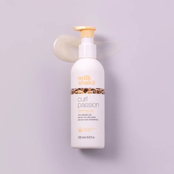 Гель для укладання milk shake Curl Passion Defining Gel для чіткого малюнка кучерів та захисту від вологості 200 мл 8032274179887 фото