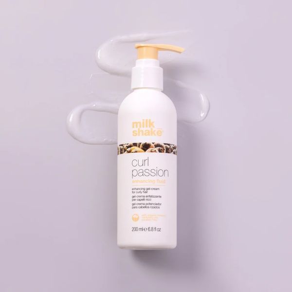 Флюид milk shake Curl Passion Enhancing Fluid для блеска и выразительности локонов при сушке феном 200 мл 8032274179900 фото