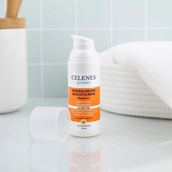 Балансувальний крем для обличчя Celenes by Sweden Sea Buckthorn Balancing Face Cream для жирної та комбінованої шкіри 50 мл 5160077 фото