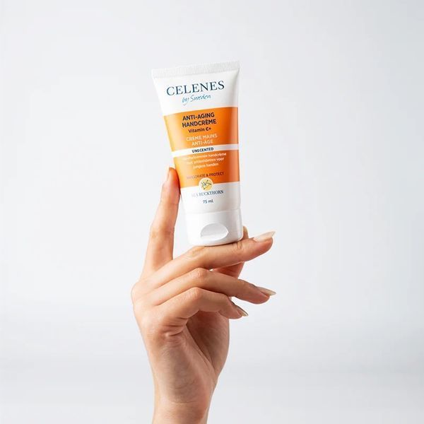 Антивіковий крем для рук Celenes by Sweden Sea Buckthorn Anti Aging Hand Cream з обліпихою 75 мл 5160081 фото