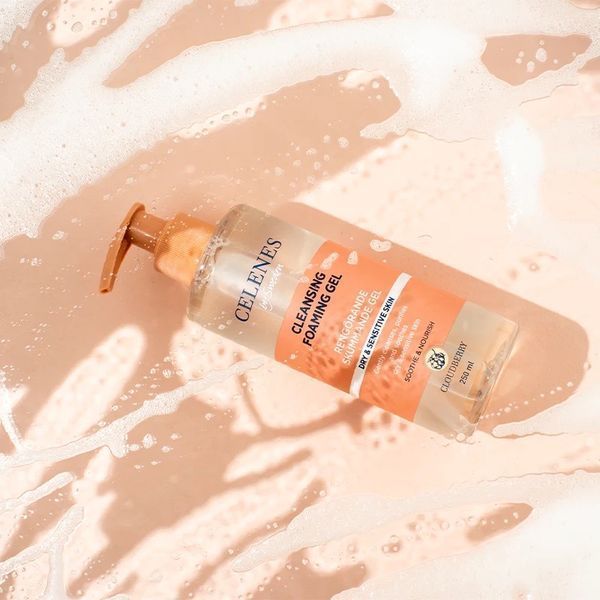 Очищувальна пінка-гель для вмивання Celenes by Sweden Cloudberry Cleansing Foaming Gel для сухої та чутливої шкіри 250 мл 5160067 фото