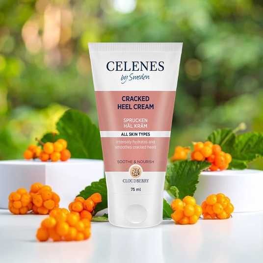 Восстанавливающий крем для ног Celenes Cloudberry Cracked Heel
