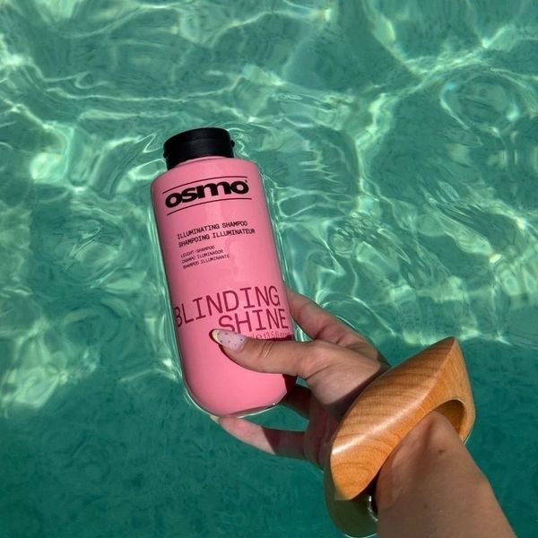 Шампунь для блеска OSMO Blinding Shine Illuminating Shampoo для всех типов волос 100 мл 065128 фото